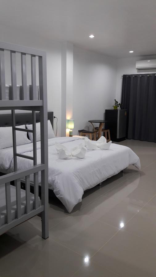Dk Grand Hotel 尖竹汶 外观 照片